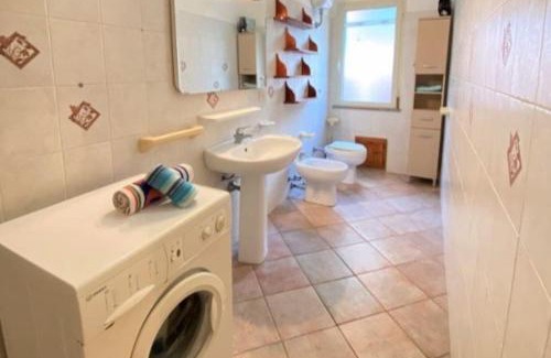 Badualga Apartment | FREE PARKING 4 minuti dal mare, BBQ con cortile
