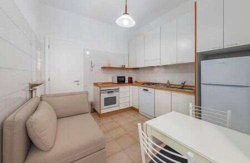 Maggiolina Apartment | Free Parking | 5 Min to Metro | Security Guard