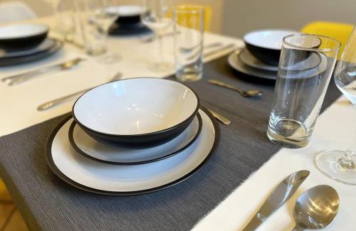 Clayton House | Free Parking - Near Coop Live, Etihad - Comfy 3-Bed House in Manchester