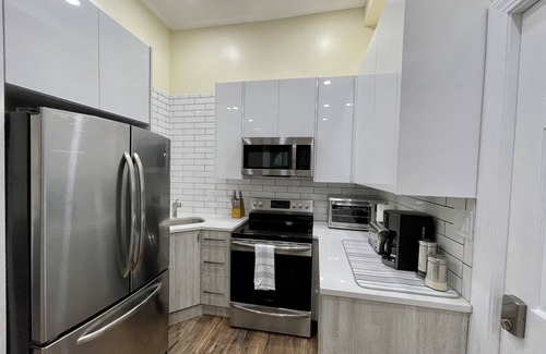 Pawtucket Apartment | FREE PARKING NEW LOFT! 3Bedroom Near I95 Fast Internet