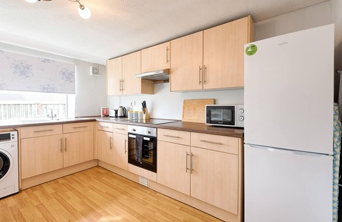 Margam House | Free Parking, Spacious Rooms, Smart TV's All Rooms