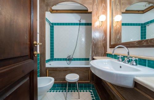 Liscia di Vacca Apartment | -Free Pool, Beach and Parking- Deluxe Apartment