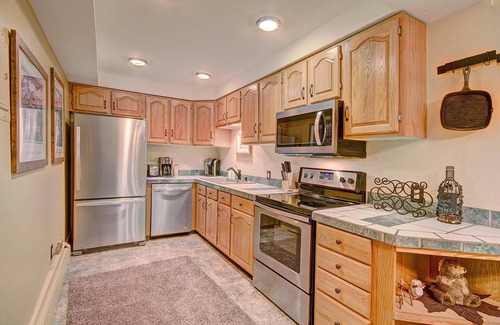 Warrior's Mark Condo | Free SkyCard Act - Spacious, Outdoor Pool/Hot Tubs, Walk To Peak 9-The Lift C11