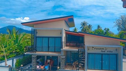 Sichon Villa | Freedom Pool Villa