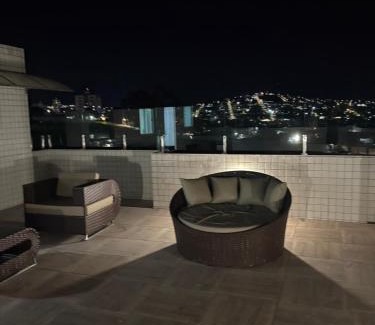 Garanhuns Apartment | Freedom Rooftop - Temos tomada 20A para EV