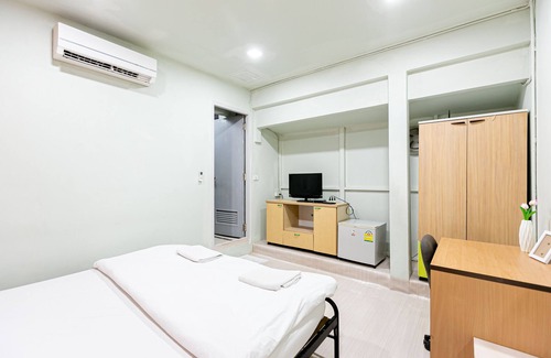 Embassy District House | Freesia Saladaeng Silom Apartments