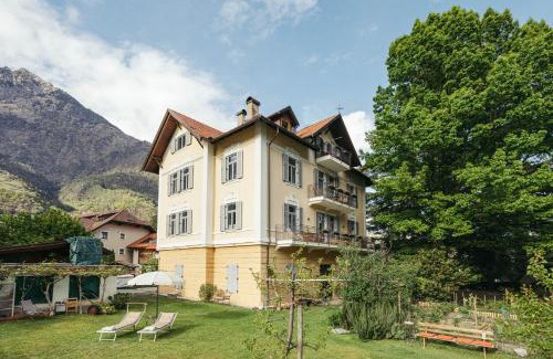 Lagundo Apartment | Freienfeldhof Pink Lady