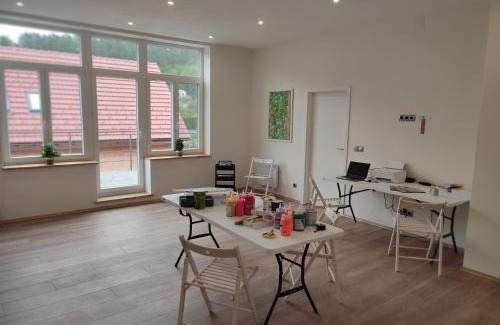 Podhradi nad Dyji Bed & Breakfast | Frejstejn House, Artist's Residence