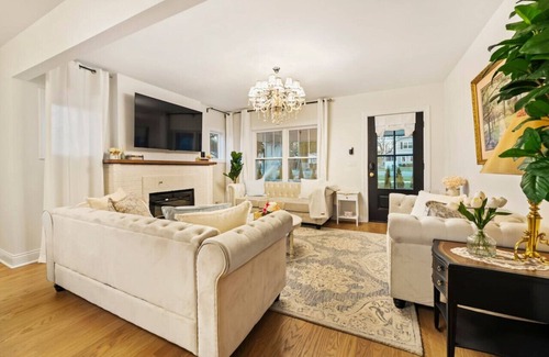 Glen Ellyn House | French Country Cottage