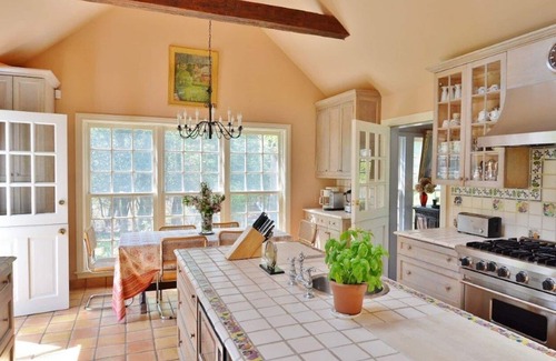 Bridgehampton House | French Country House on 3.2 Acres along Sagaponack Nature Preserve