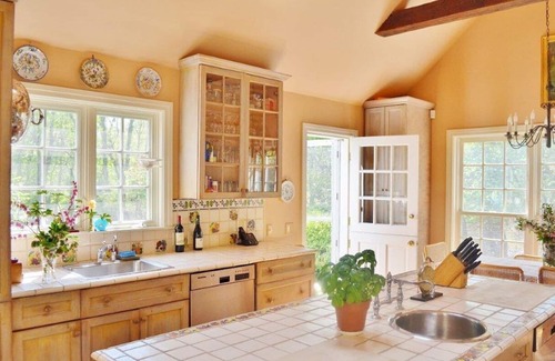 Bridgehampton House | French Country House on 3.2 Acres along Sagaponack Nature Preserve