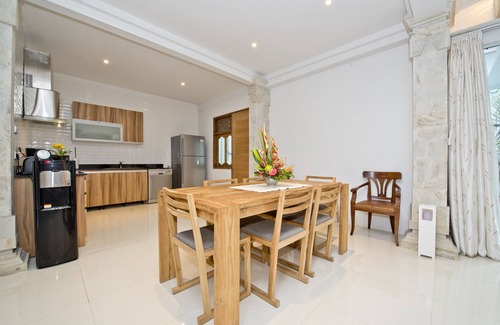 Sanur Villa | Fresh and modern 4 bedroom Villa In Sanur