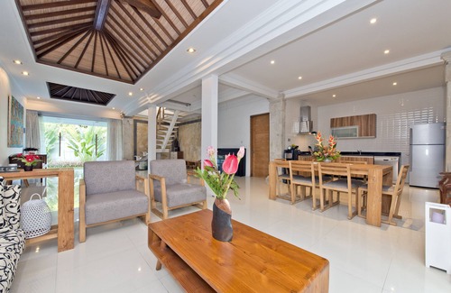 Sanur Villa | Fresh and modern 4 bedroom Villa In Sanur