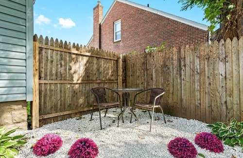 Royal Oak Apartment | Fresh, Contemporary 2BR Home in Downtown Royal Oak
