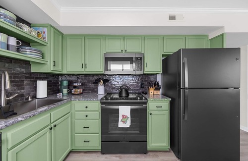 Ash Condo | Fresh, first class and fabulous beachfront condo with new . well, everything!