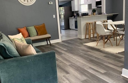 Ybor City Apartment | Fresh Home near Ybor city