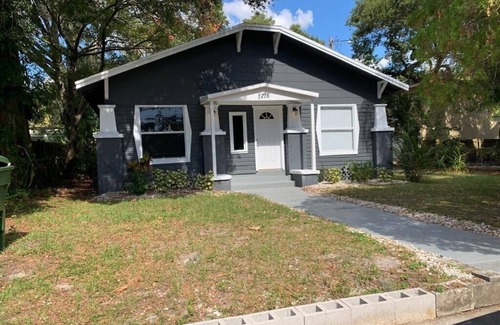 Ybor City Apartment | Fresh Home near Ybor city