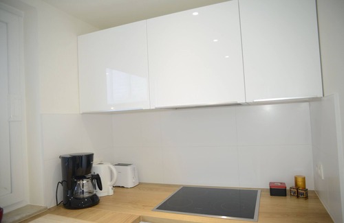 Wijk van de Squares Apartment | Fresh New EU COMMISSION area apartment
