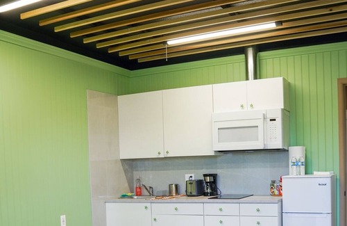 Gardena Apartment | Fresh studio guest suite in a quiet neighborhood.