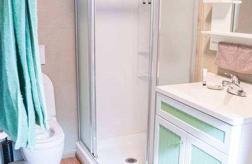 Gardena Apartment | Fresh studio guest suite in a quiet neighborhood.