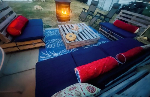 Cranberry Portage House | Freshly Renovated Portage House
