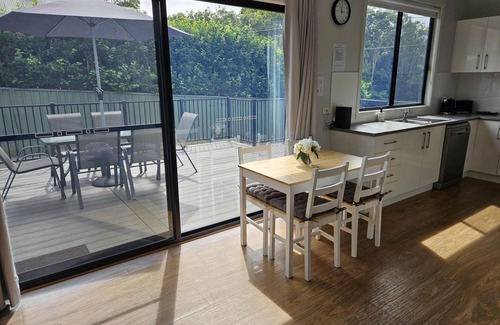 Port Macquarie Cottage | Freshly renovated 2 bedroom cottage, close to Port's CBD