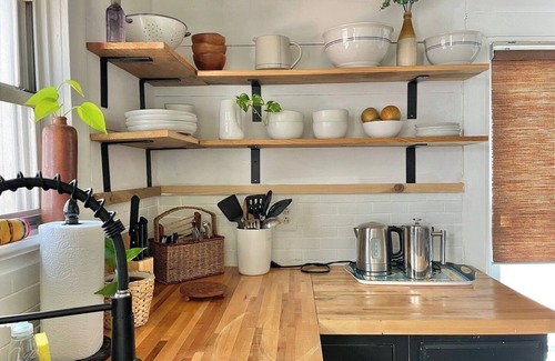 Govalle House | Frida House . Sweet Location. Free Bikes