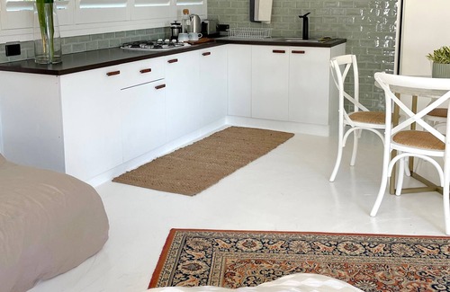 Possum Creek Apartment | Friday Hut Studio - 10 mins to Byron Bay - 5min to Bangalow