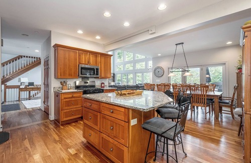 McHenry Cottage | Friday's Escape