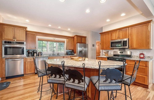 McHenry Cottage | Friday's Escape
