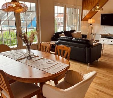 Friedrichskoog-Spitze Apartment | Frieda - Ferienwohnung mit Deichblick