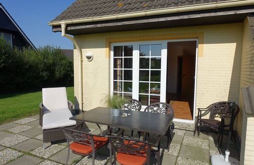 Friedrichskoog-Spitze House | Friedrichskoog-Spitze, dike view, quiet location, short distances, family friendly