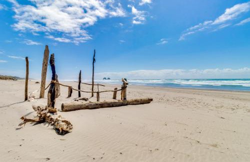 Rockaway Beach House | Friend-Ship