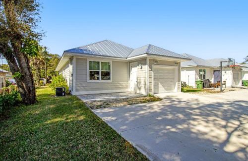 Bradenton House | Friendly City Fun