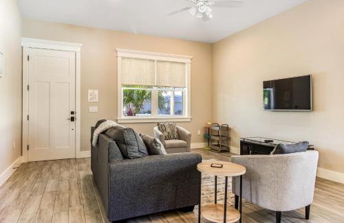Bradenton House | Friendly City Fun