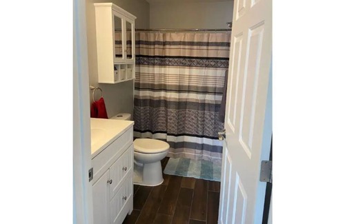 Ferndale House | Friendly Ferndale Townhome