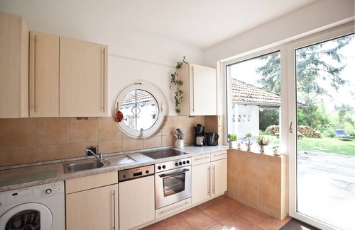 Stephanshausen House | Friendly vacationhouse with piano and a room, adaptable to the individual needs