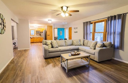 Lake City House | Friends & Family Getaway- Sauna, Fireplaces, Firepit
