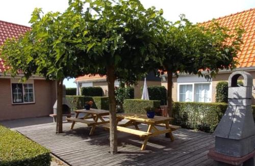 Ameland Ski Chalet | Friese Antillen