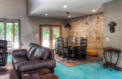 Leakey Other | Frio Pecan Farm House 37