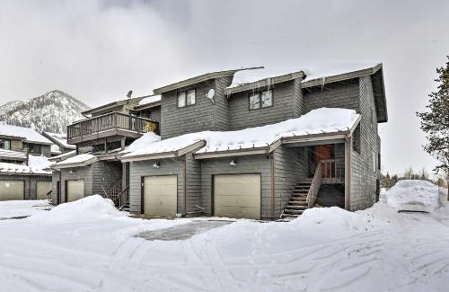 Royal Mountain Ranch House | Frisco Home with Mountain Views Walk to Main St!
