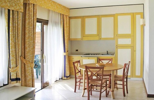 Monte Apartment | Front Lake Resort Le Corti del Lago, Padenghe