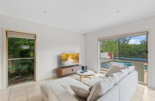 Forest Lake House | Front Lake View 4Bed Home with Pool and Mins to Mall
