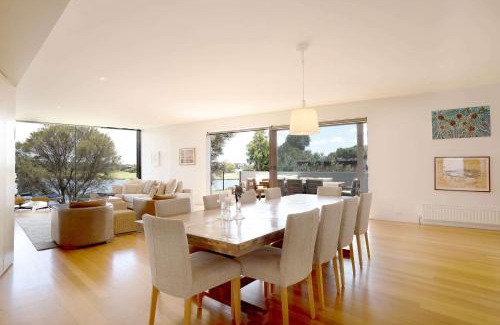 Torquay House | Front Row Golf & Lake Views Luxe Coastal Retreat