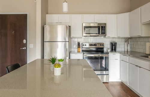Ames Apartment | FRONTDESK Core Apts Campustown Ames