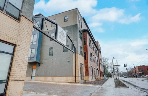 Downtown Minneapolis Apartment | FRONTDESK Minneapolis Grand Apts Downtown