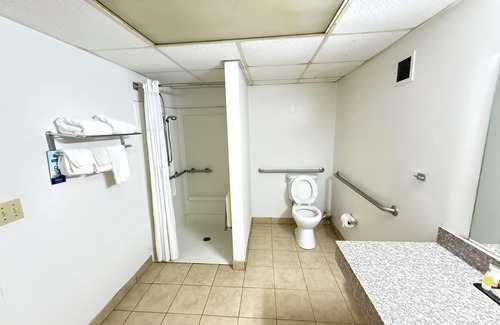 Great Bend Hotel | Frontier Inn