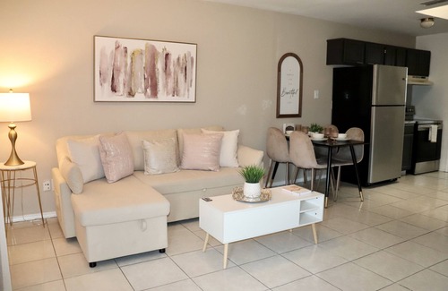 Eagle Pass Apartment | Frontier Traveler Stay