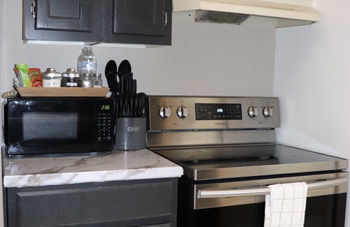 Eagle Pass Apartment | Frontier Traveler Stay