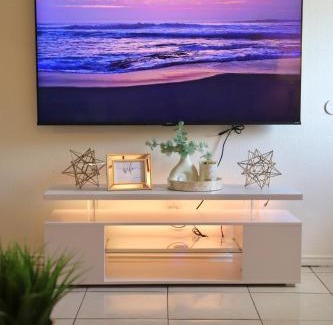 Eagle Pass Apartment | Frontier Traveler Stay